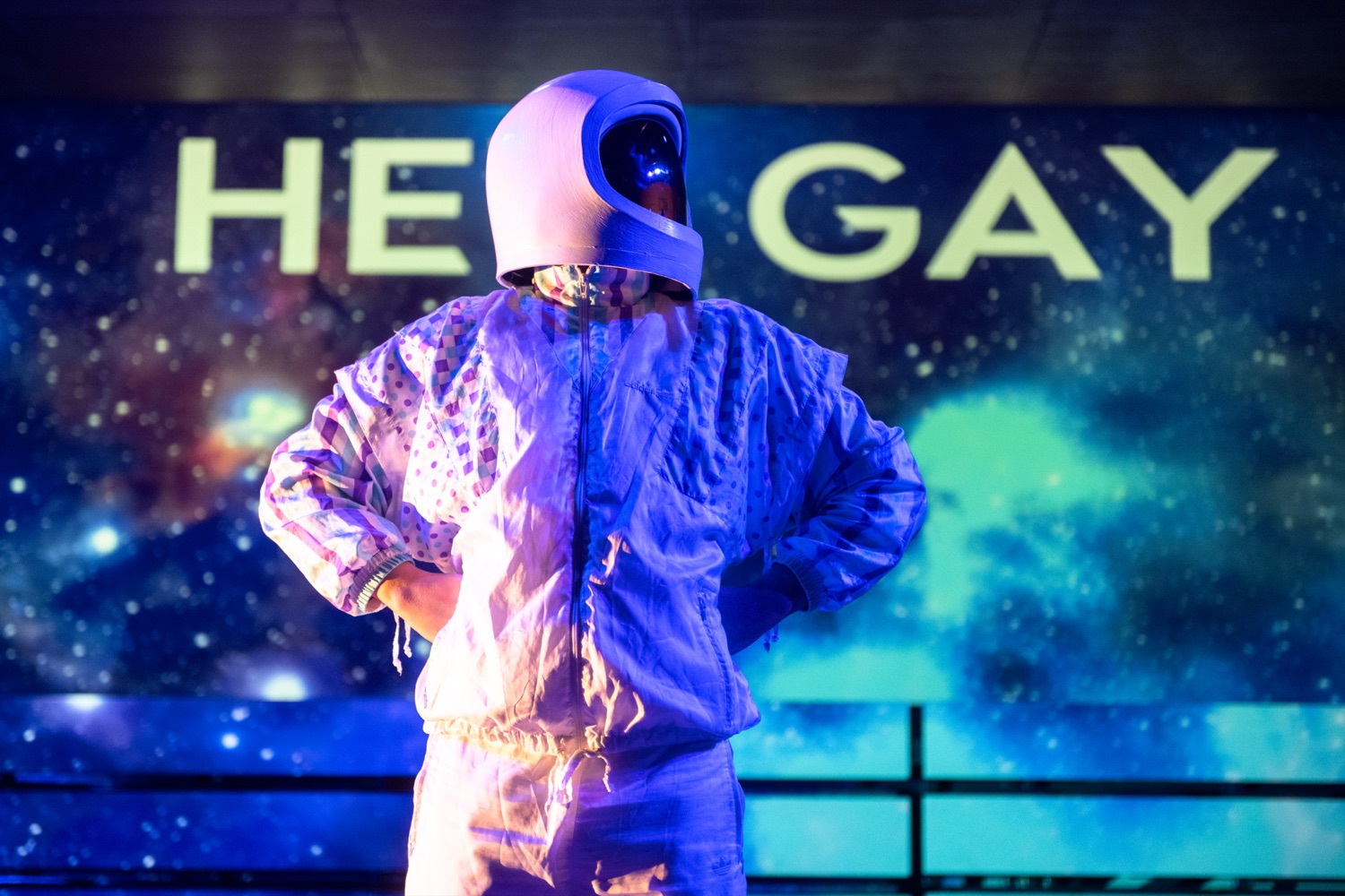 Don't Look, Spaceman